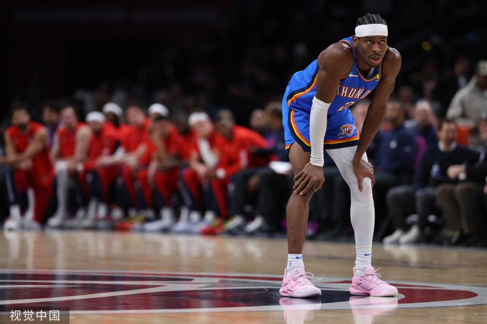 次聚焦他背 次聚焦他背