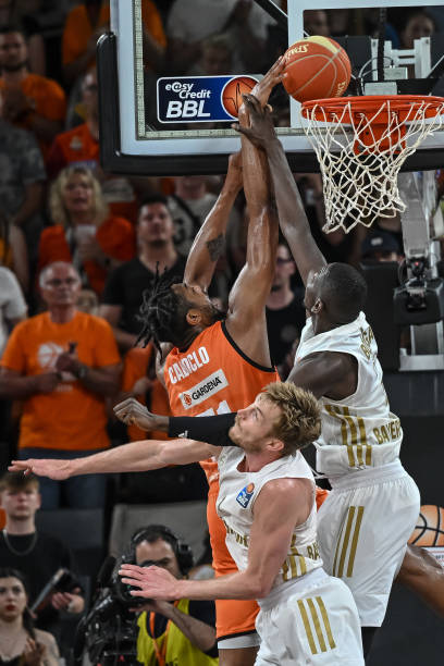 出现新的竞 出现新的竞